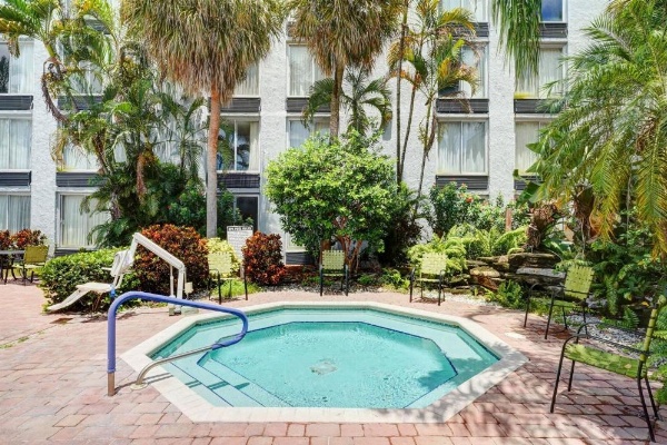 Plaza Hotel Fort Lauderdale image 23